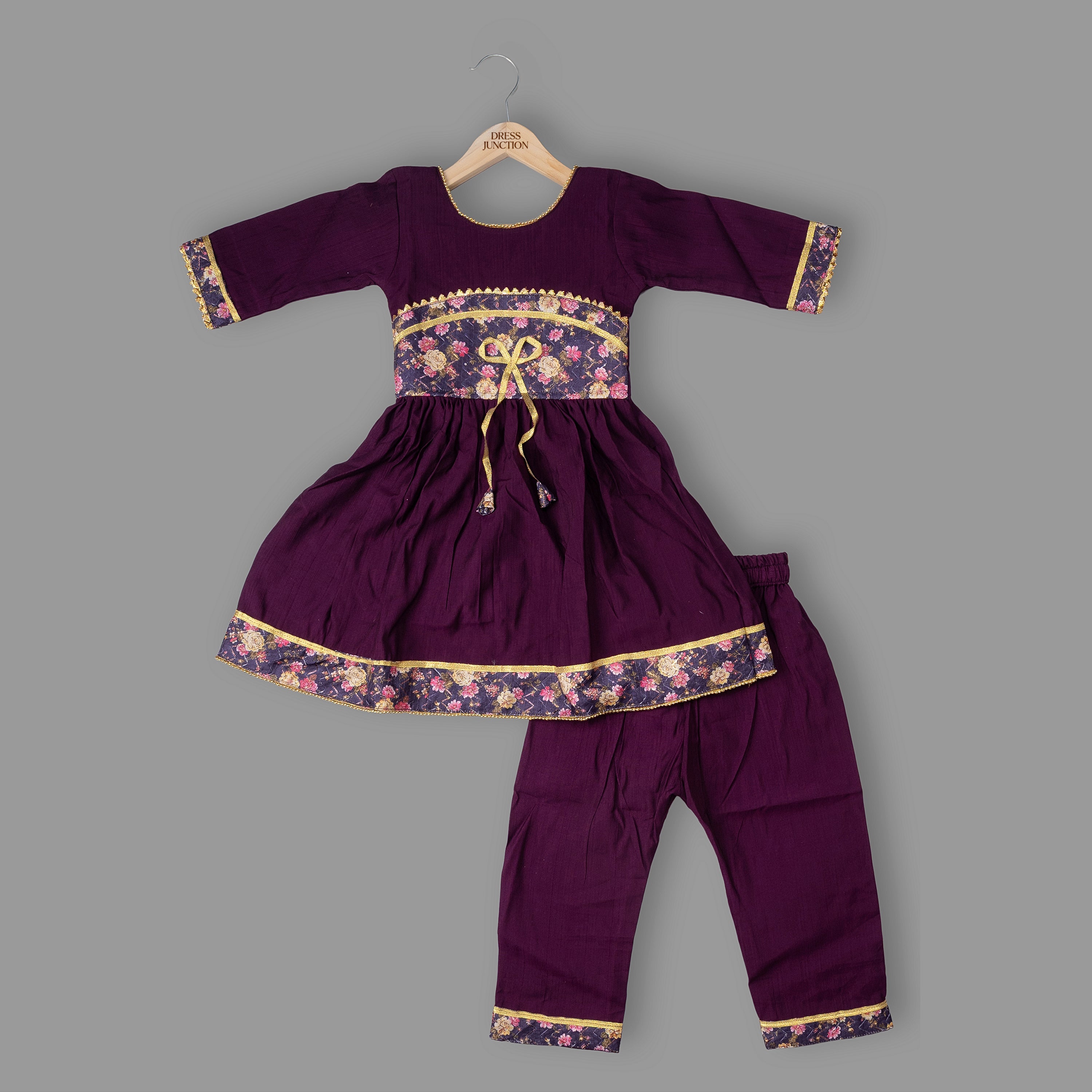 Girls Purple Cotton-Viscose Kurta & Pants Set with Art-Silk Print Highlights