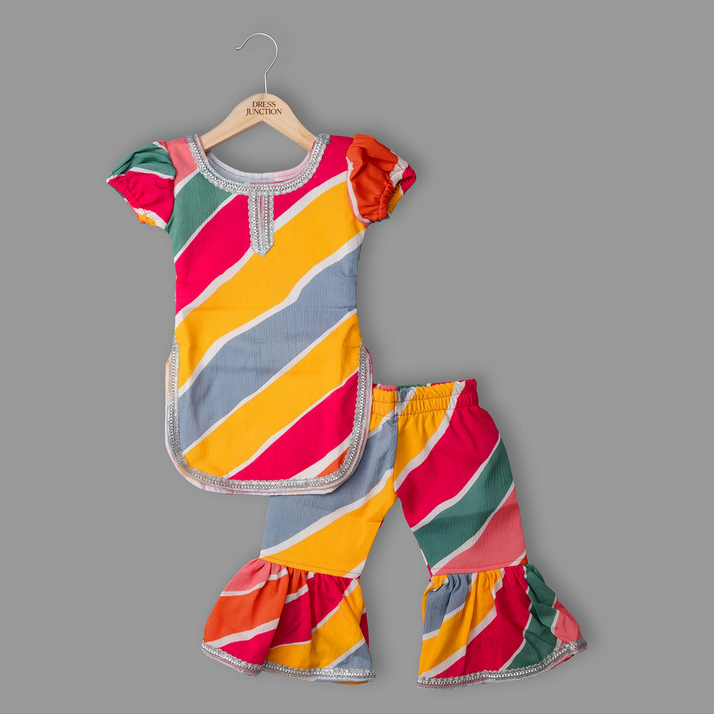 Girls Multicolor Striped Kurta With Bell Bottom Pants – Wrinkled Polyester & Cotton Lining