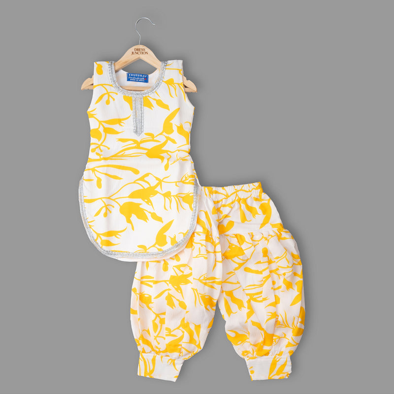 Girls Yellow & White Printed Sleeveless Kurta and Pants Set – Soft Summer Ethnic Wear