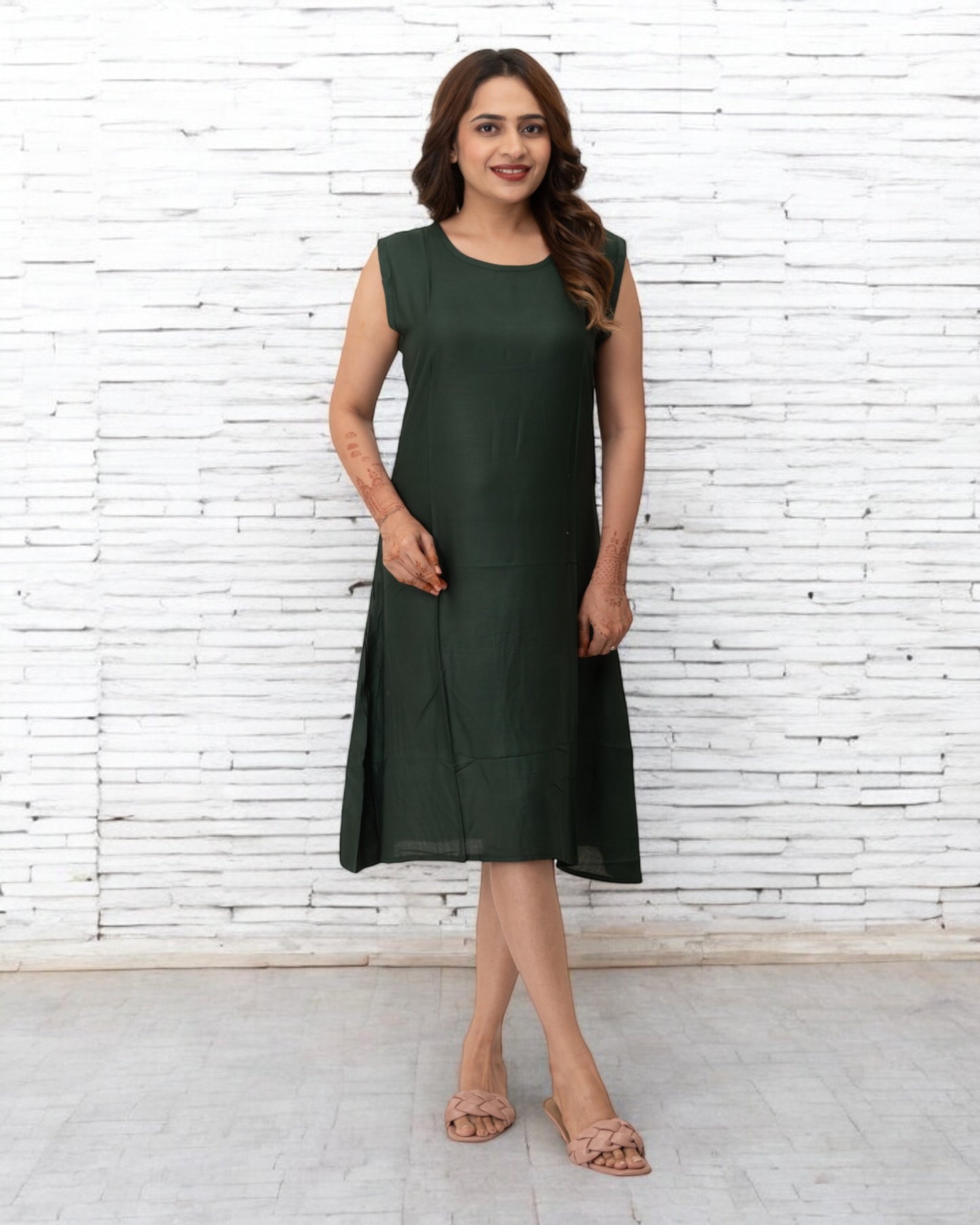 Green Plain Solid Rayon Knee Length Dress