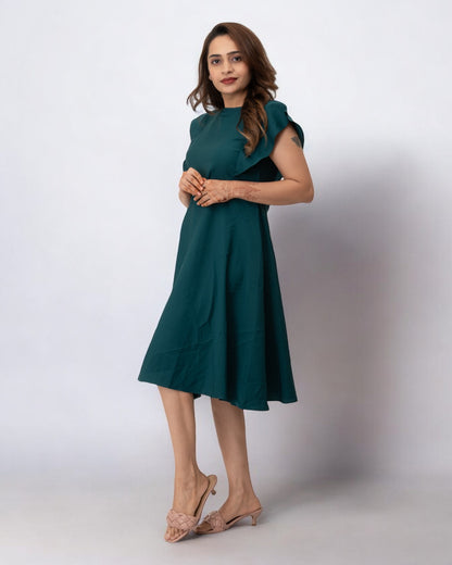 Green Plain Solid Polyester Midi Dress