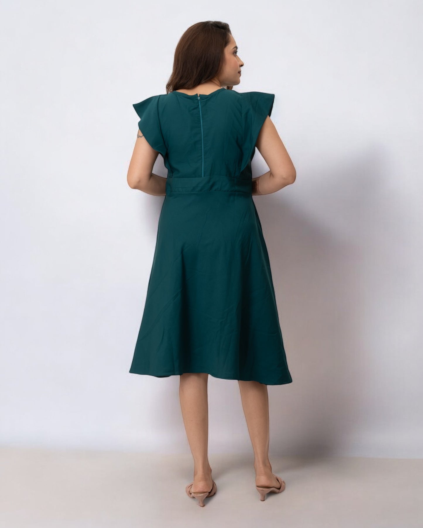 Green Plain Solid Polyester Midi Dress