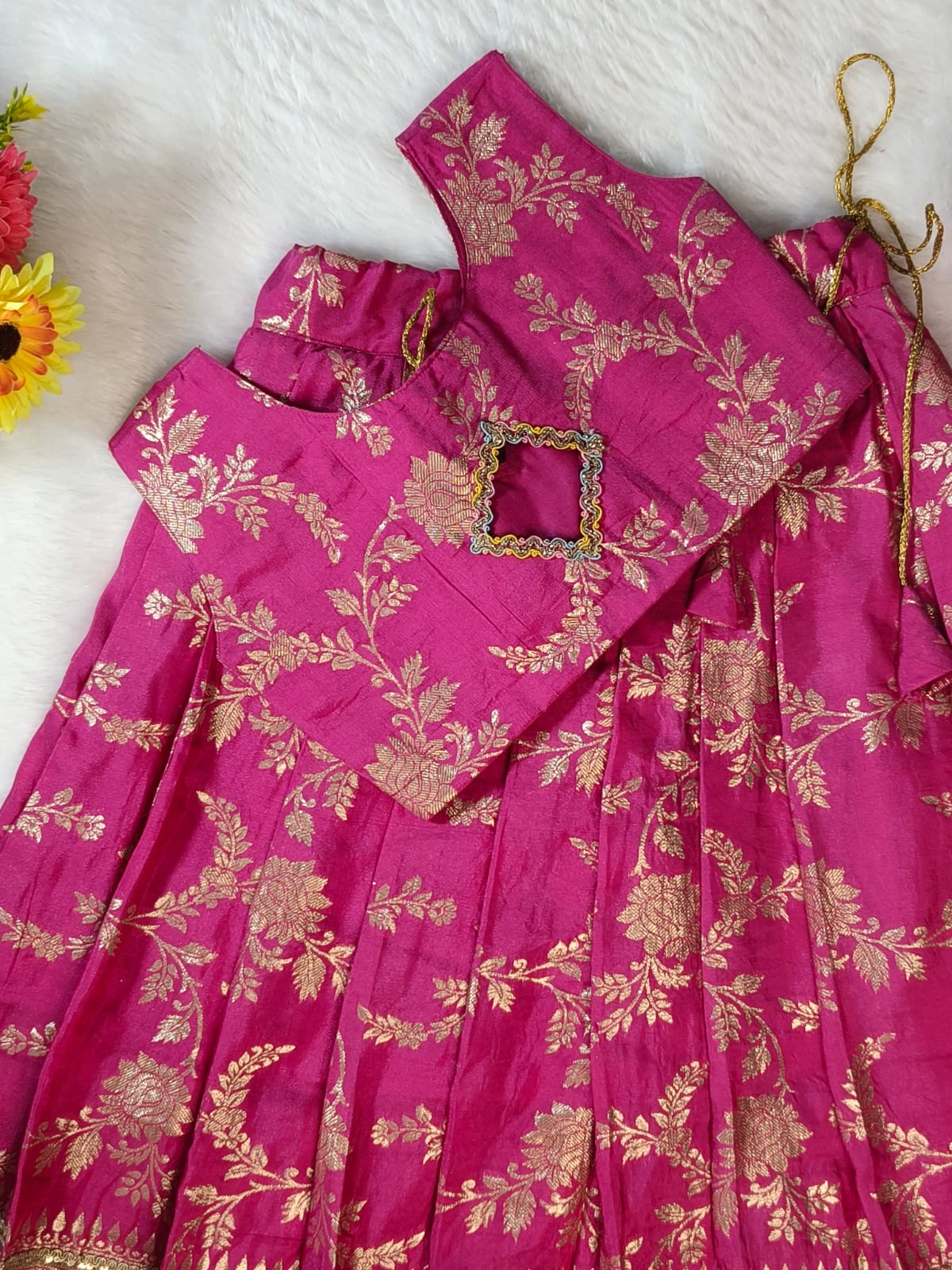 Girls Pink Banarsi  Embroidered Lehnga