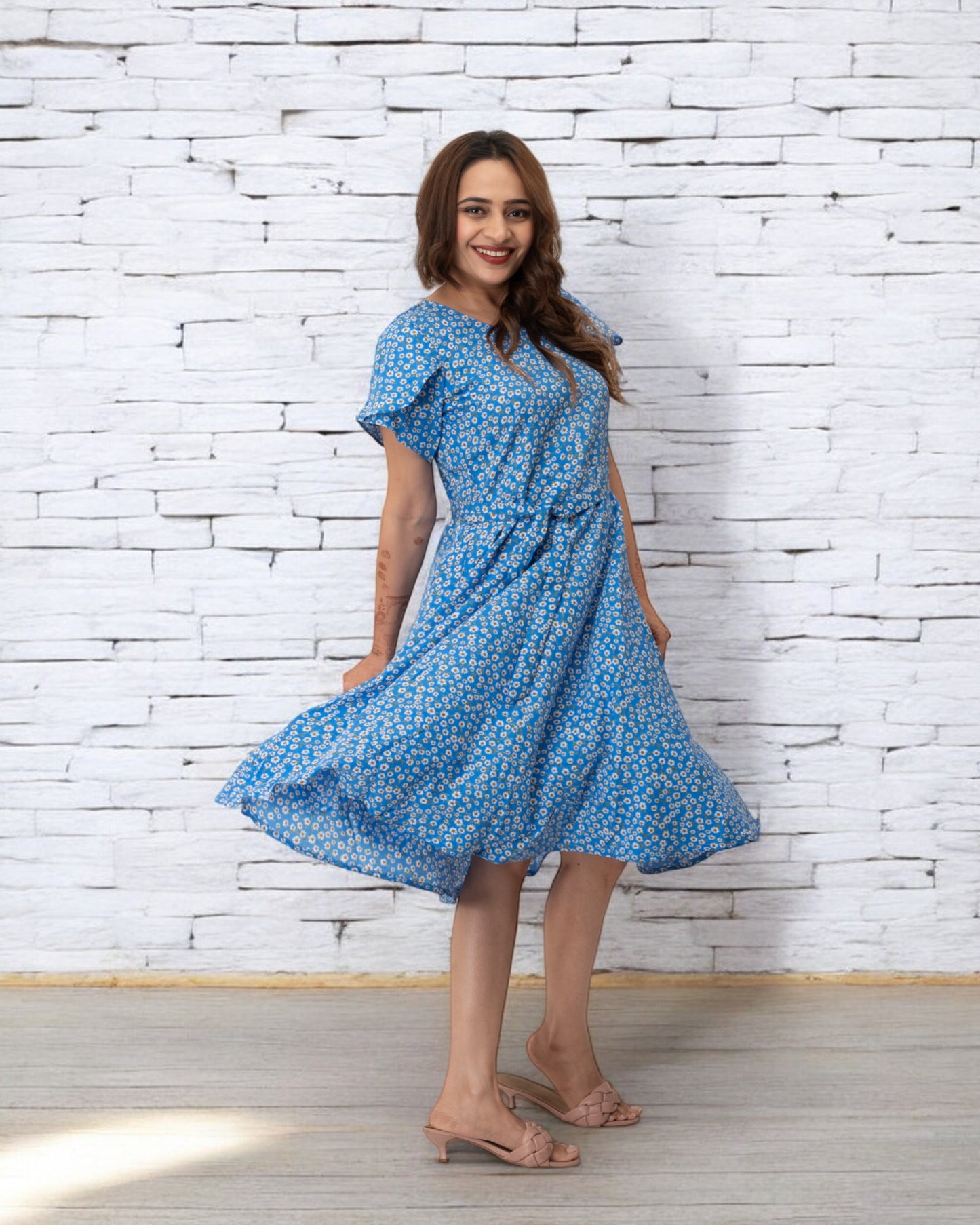 Blue Polka Dots Printed Polyester Midi Dress