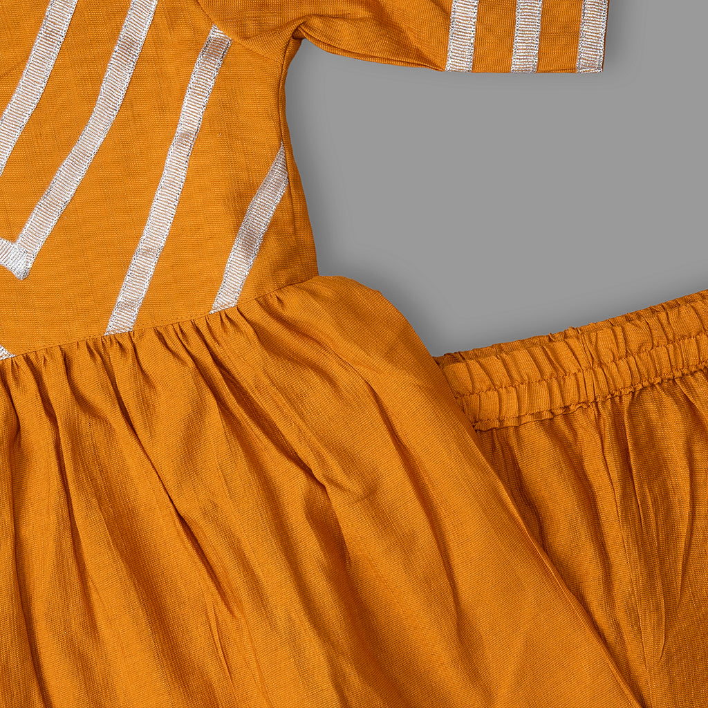Girls mustard kurti pant set - view 3